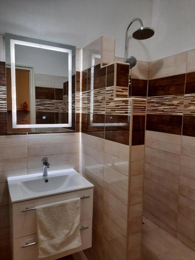 Setany Apartman Морахалом Екстер'єр фото